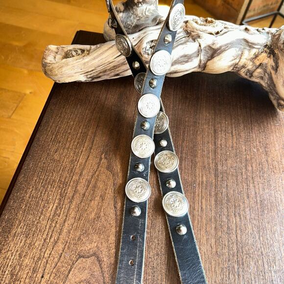 Vintage women’s size 38 black leather silver studded with medallions stamped US - Picture 7 of 11